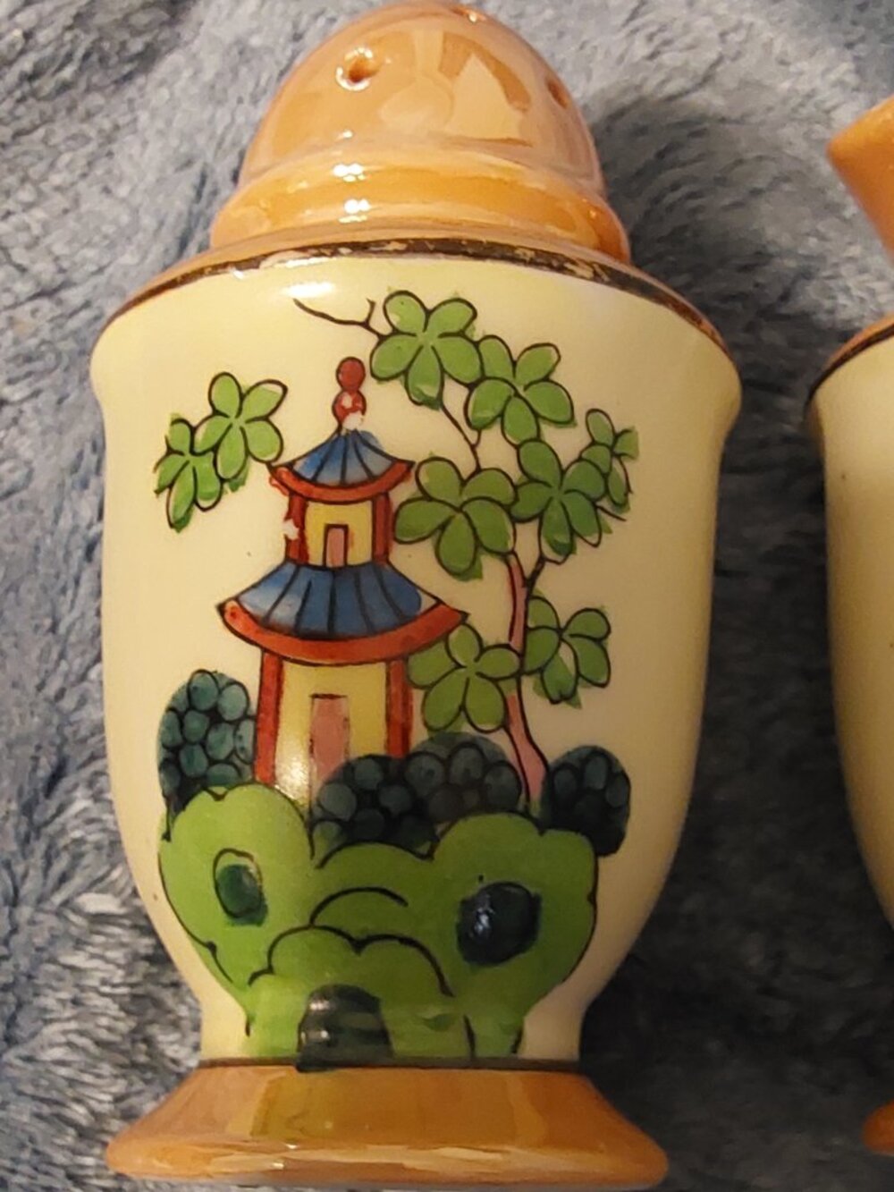 Made in Japan Hand Painted Vintage Lusterware Sugar Shaker and Creamer Set - Picture 16 of 16